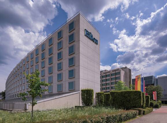 Hilton Geneva Hotel and Conference Centre - Image1