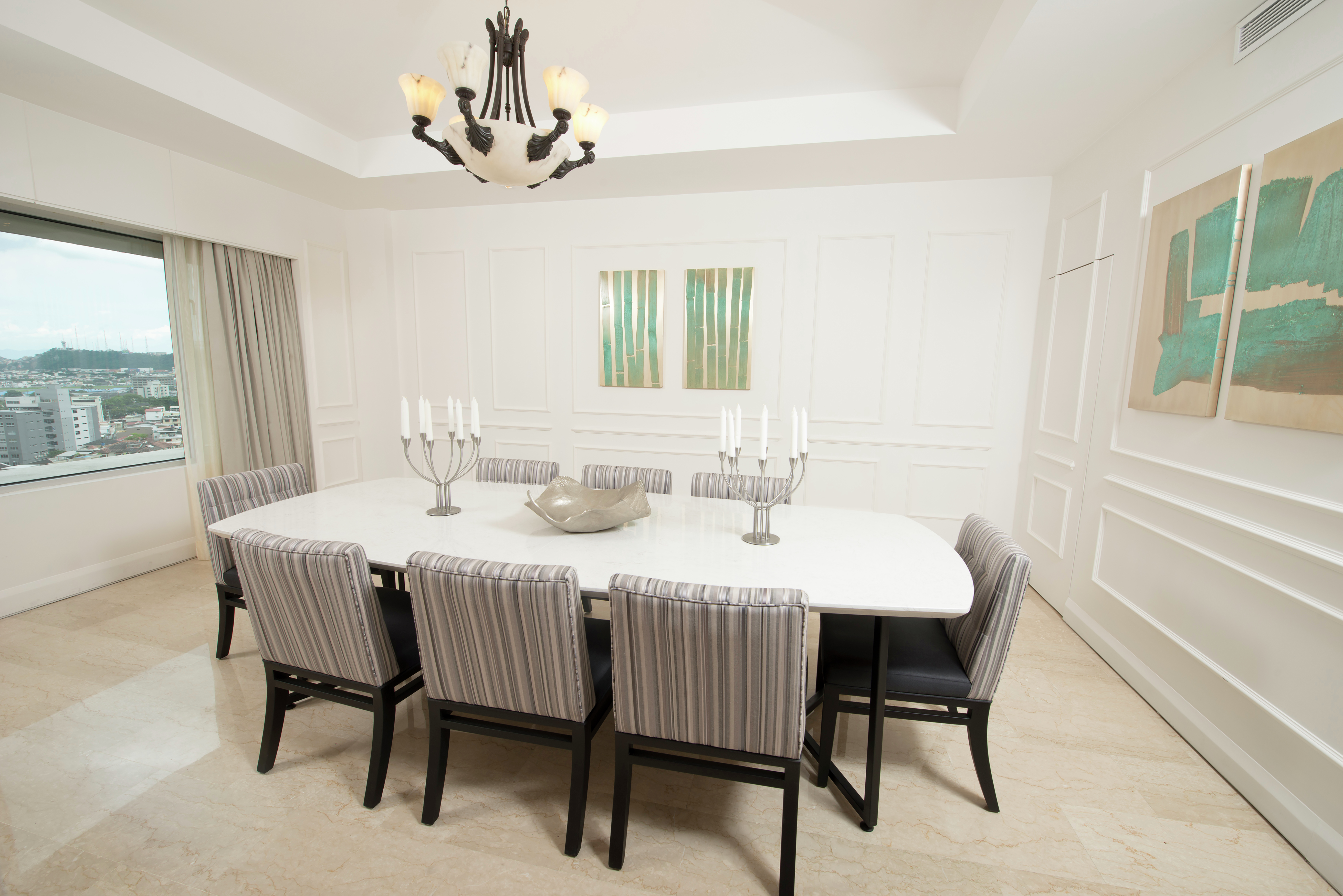 Presidential Suite Dining Area