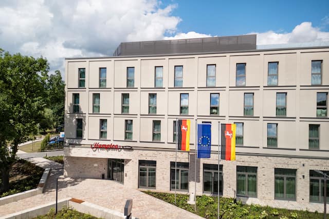 hotel exterior with building and garden