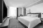 Suite Hampton Tempat Tidur King
