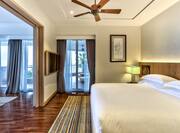 Executive Ocean Suite Plus bed room