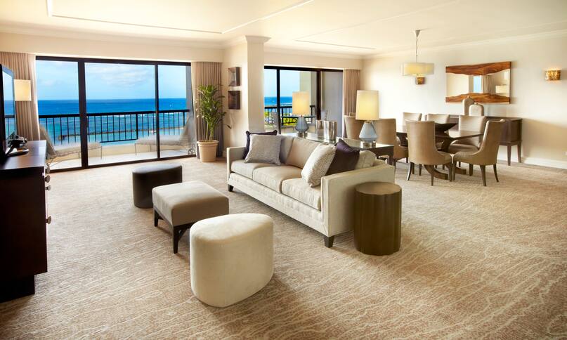 Alii Deluxe Suite Parlor-next-transition
