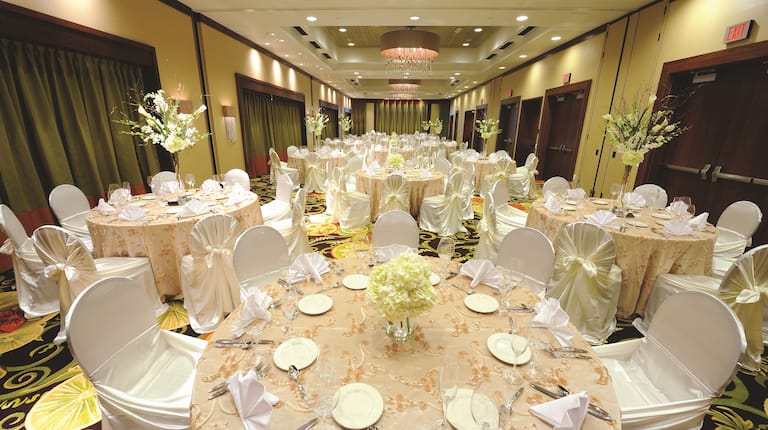 Discovery Ballroom Banquet Setup