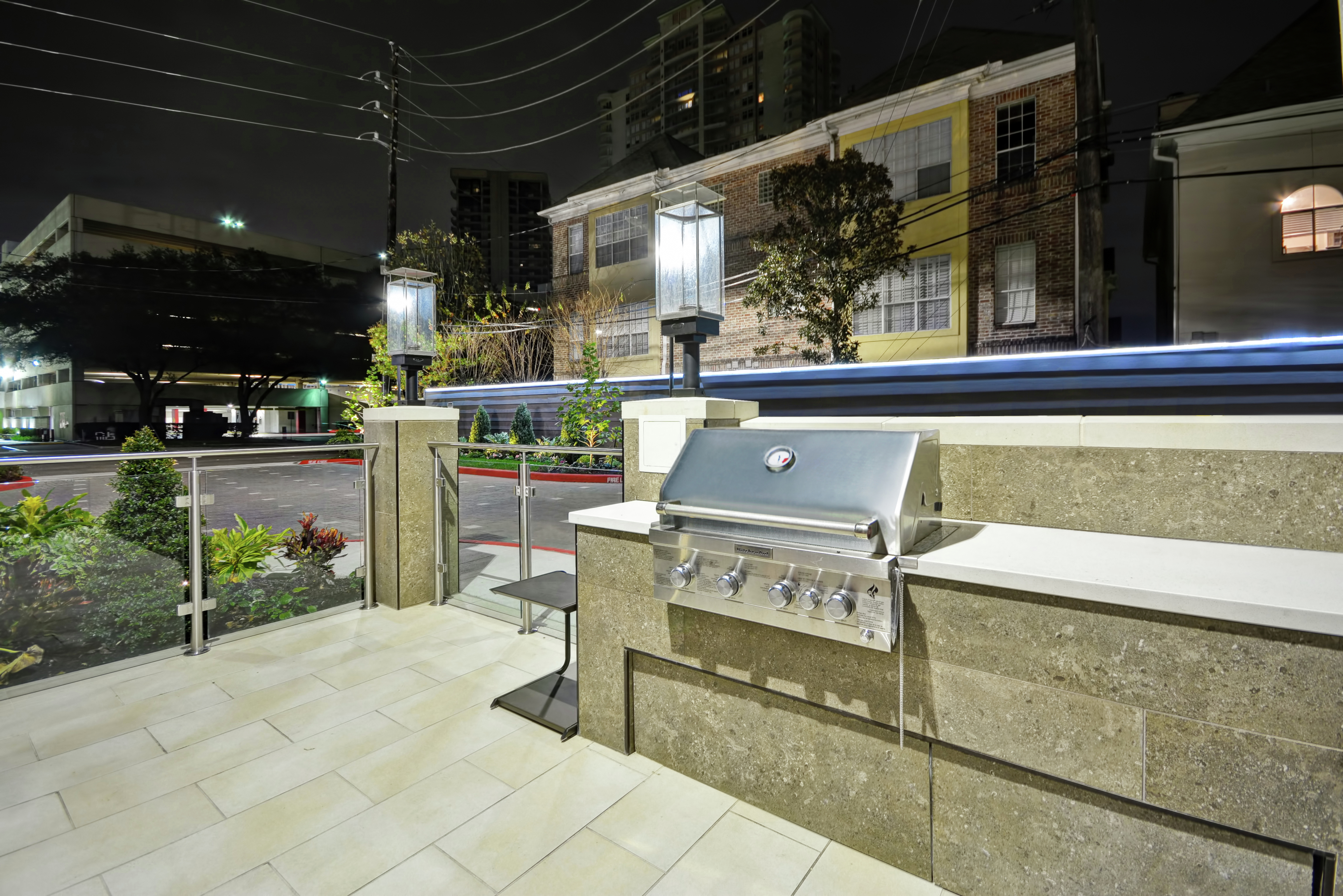 Outdoor Patio with Grill