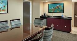 King Suite With Conference Room