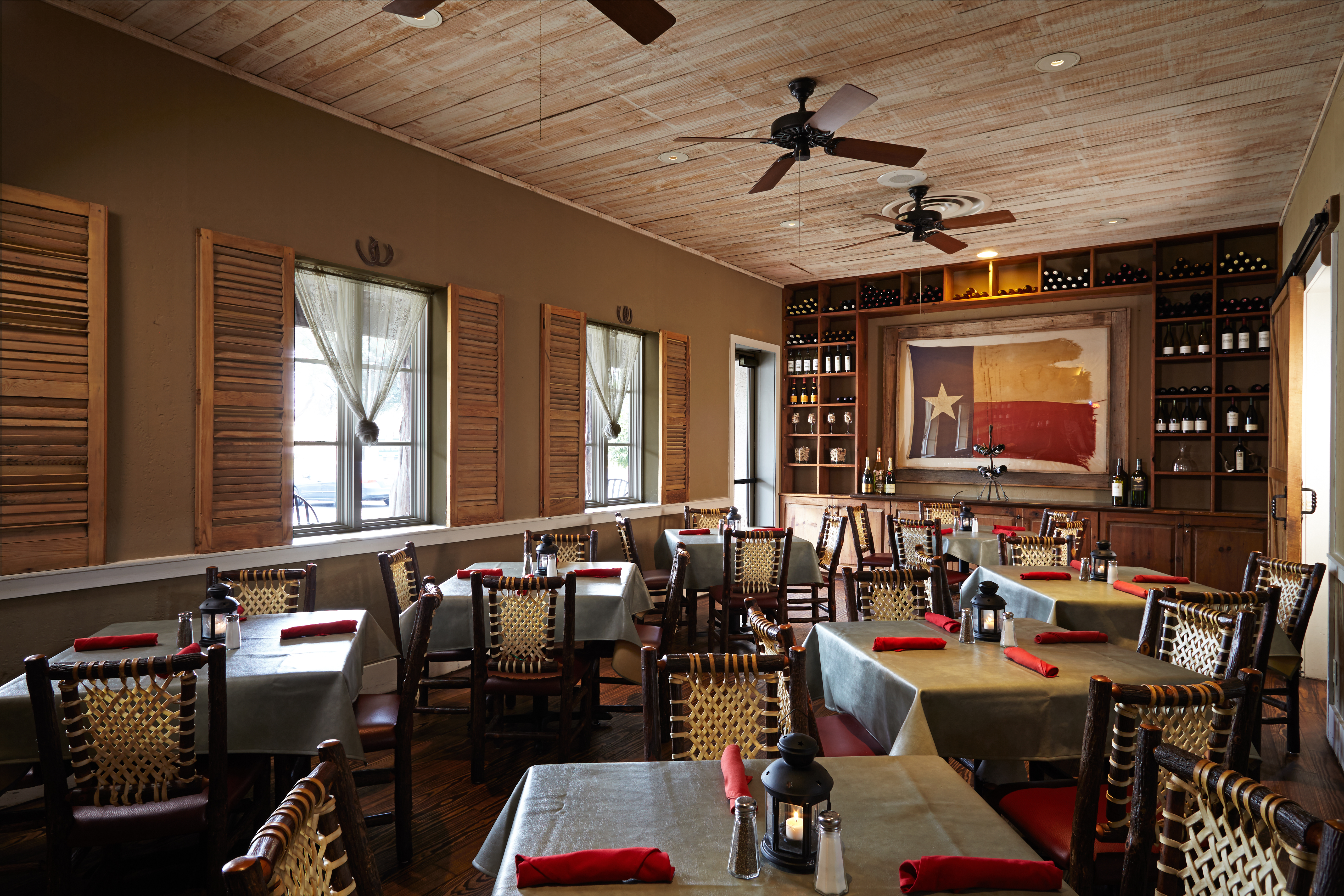 Rio Ranch Restaurant, Dining Space