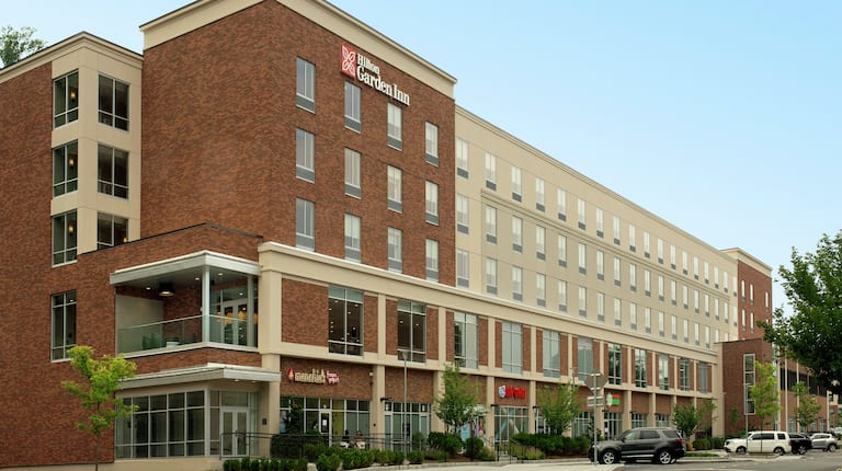 Hotel Exterior Of The Hilton Garden Inn Westchester Dobbs Ferry