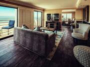 Deluxe One-Bedroom Suite Living Area