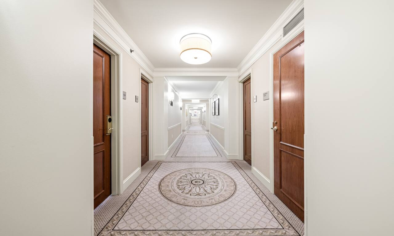 Guestroom Hallway 