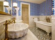 Dual Vanity Area and Bathtub in Suite