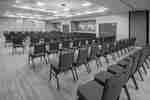 Sala meeting con allestimento a platea