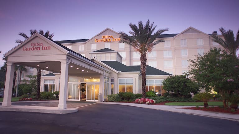 Hilton Garden Inn Jacksonville Airport Hotel