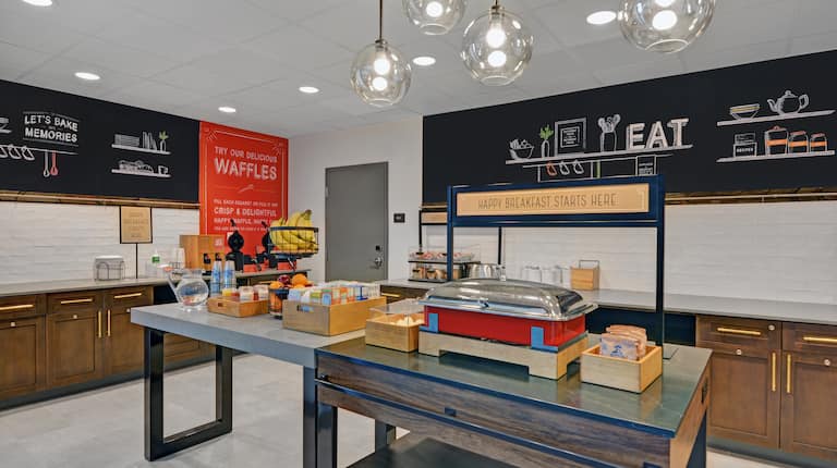 Breakfast Area with food stations