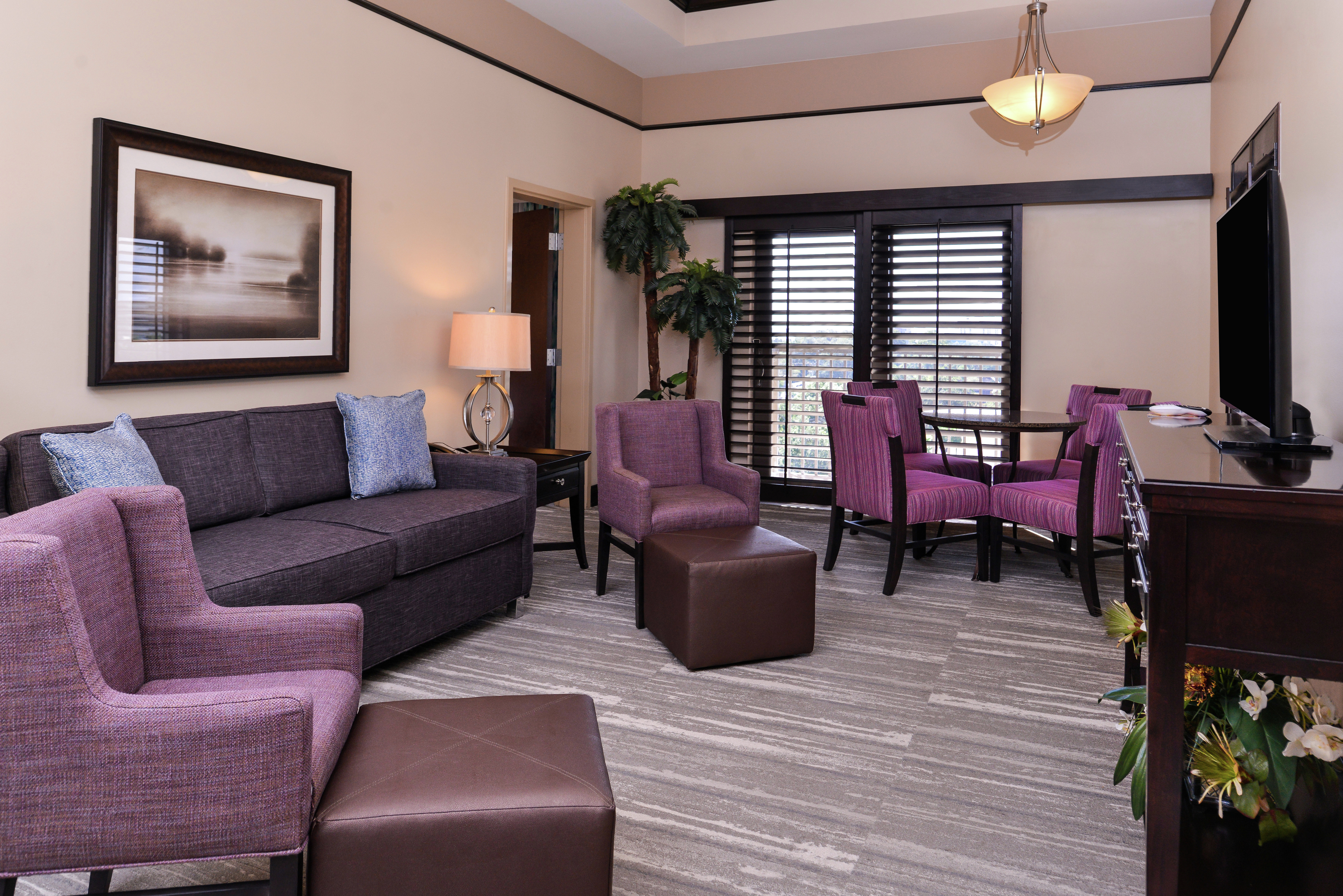 King Suite Living and Lounge Area