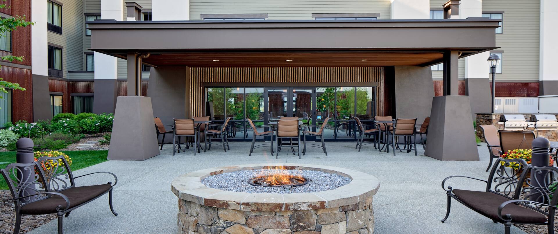 Outdoor Courtyard and Fire Pit