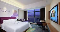 King Superior Room with River View