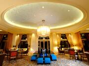 Hotel Lobby-Lounge