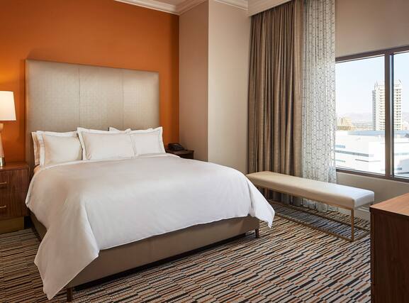 Hilton Grand Vacations Club on the Las Vegas Strip - Image3