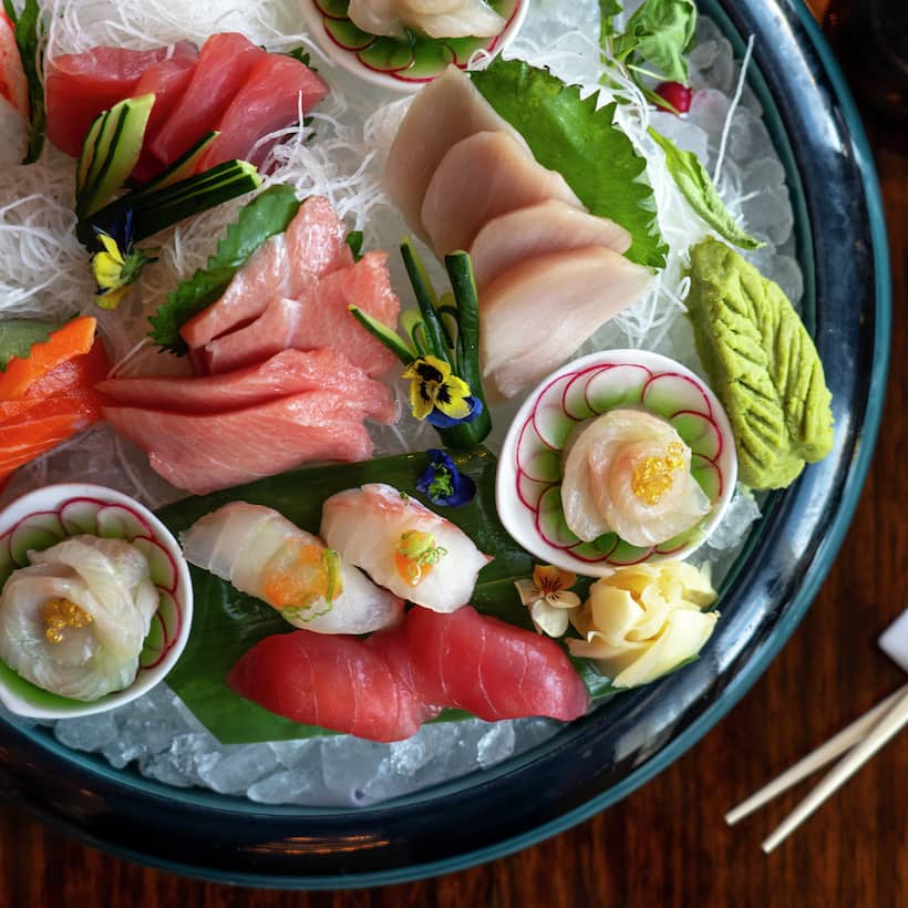 Assiette de sushis Omakase au Zen Kitchen