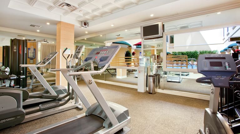 Fitness Room - Treadmill and TV