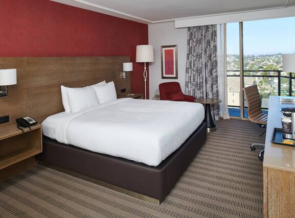 DoubleTree by Hilton Hotel Torrance - South Bay - Image3