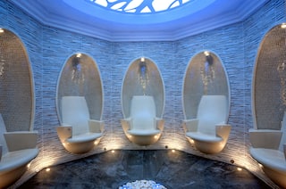 Spa Area with Stone Wall Seats