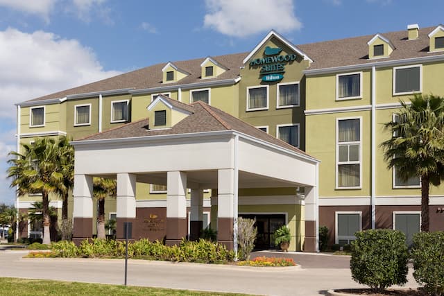 Hotel Exterior Front