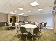 Bergen Room with Round Table Seating