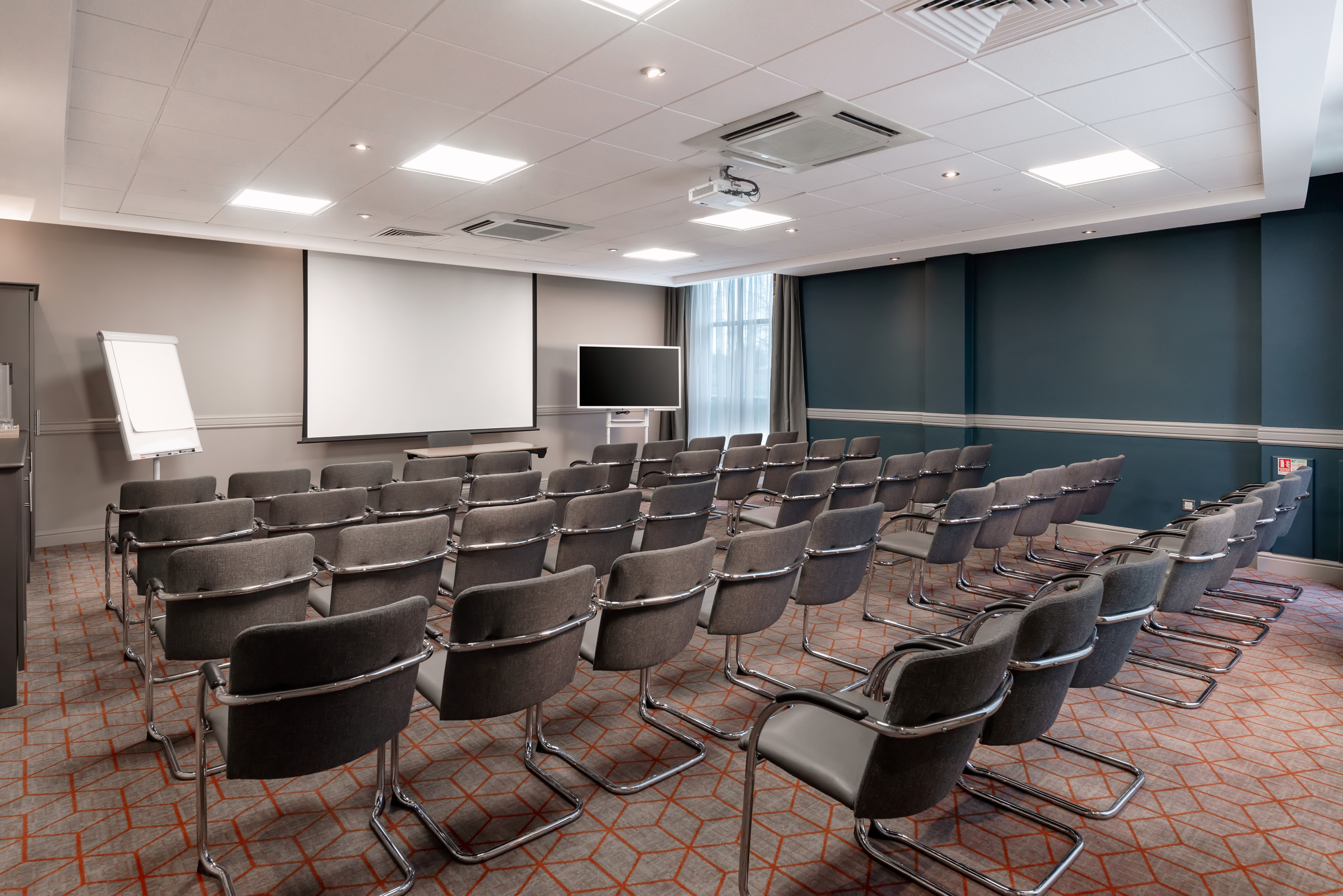 Meeting Room Classroom Seating and Projector Screen