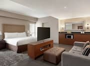 King Junior Suite with Kitchenette
