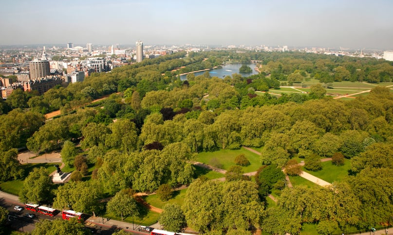 Hyde Park View Daytime-previous-transition