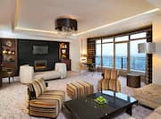 Penthouse Suite Lounge 
