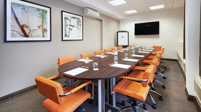 Meeting room setup as a boardroom