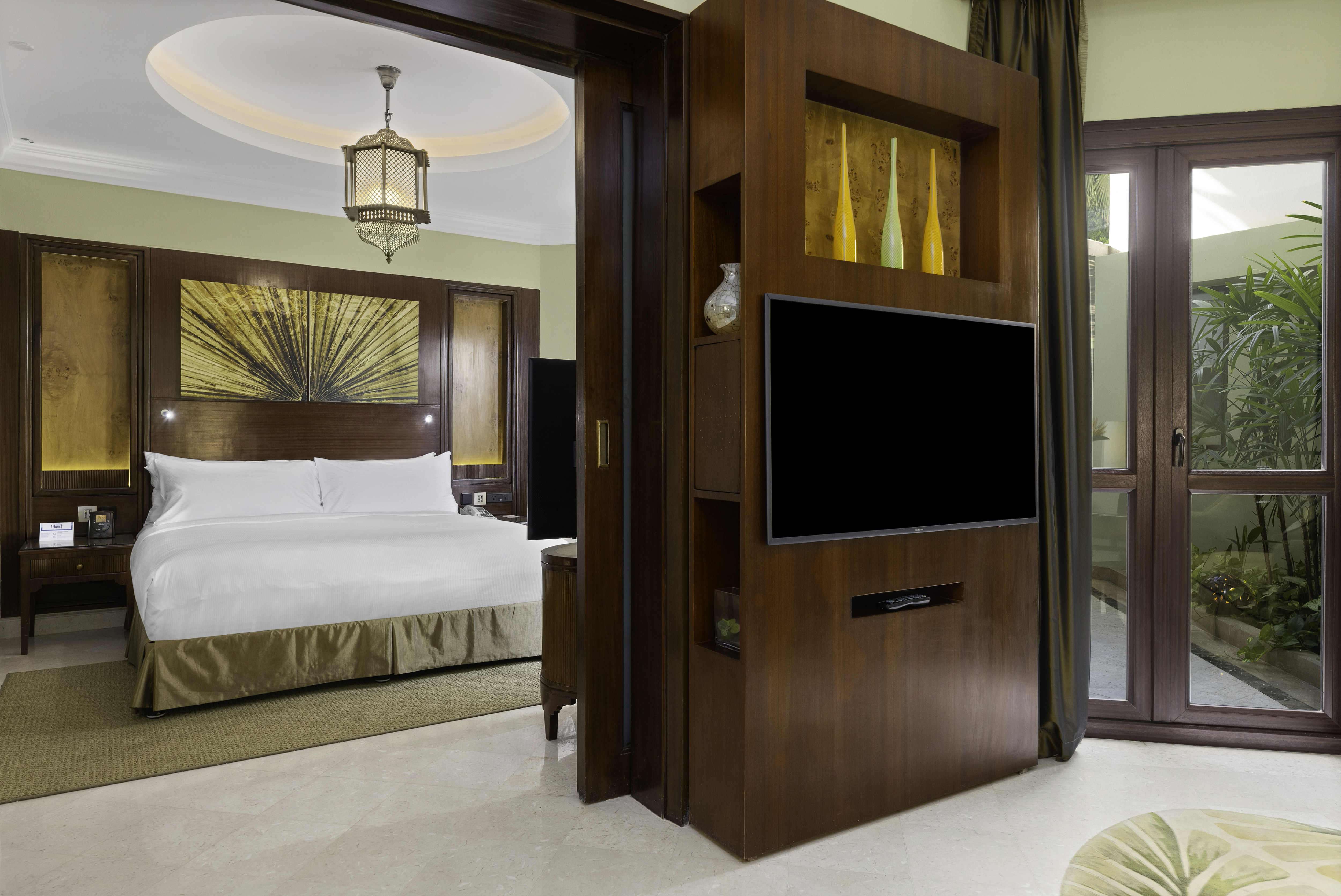 Large Bed and HDTV in Spa Suite