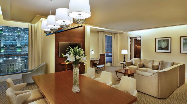 Grand Premier Suite Lounge Area