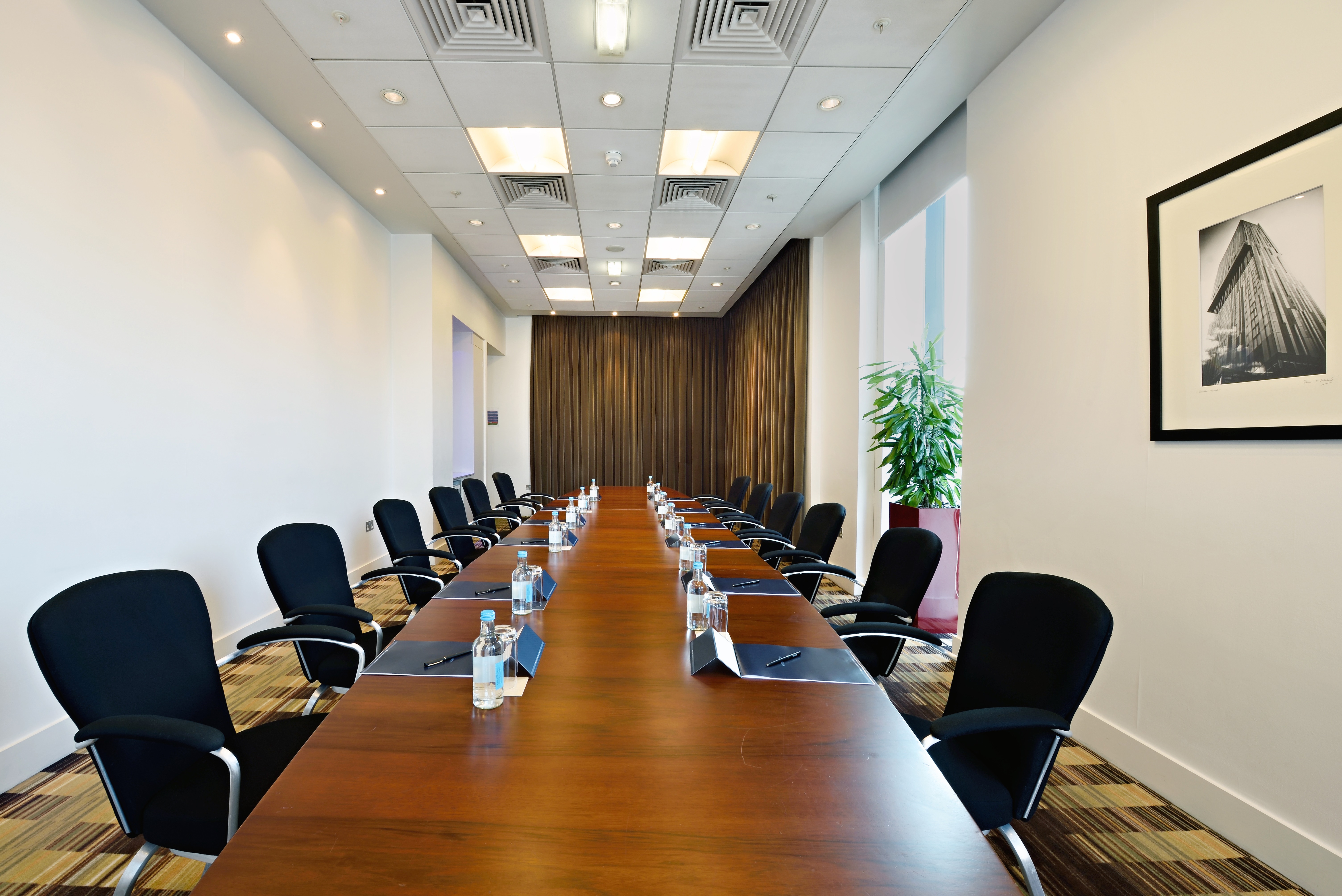 Boardroom Meeting Rooms