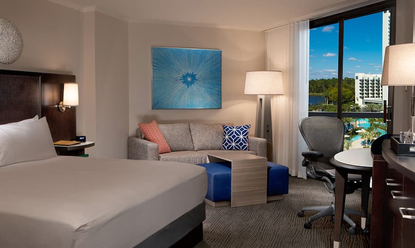 Accessible King Suite With Pool View-next-transition