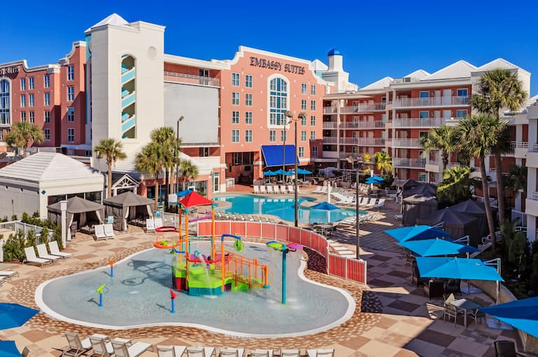 Hotel Exterior Pool and Water Park Feature