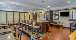 Breakfast Dining Area with Large Community Table