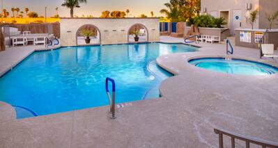 Outdoor Pool and Whirlpool Area