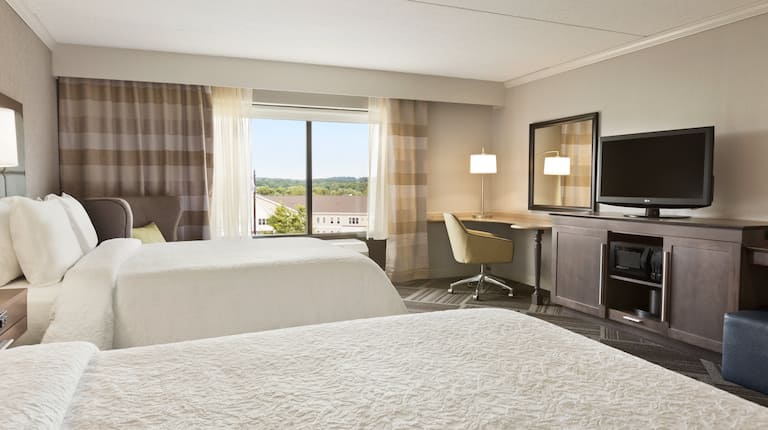 2 Queens Room Bedding