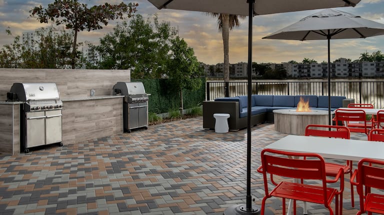 Outdoor Patio With Firepit And Grills