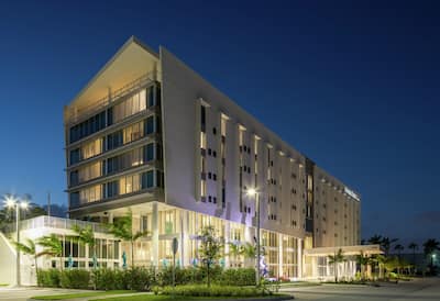 DoubleTree Exterior Night View