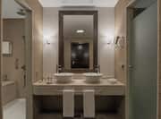 Hotel Guestroom Suite Bathroom