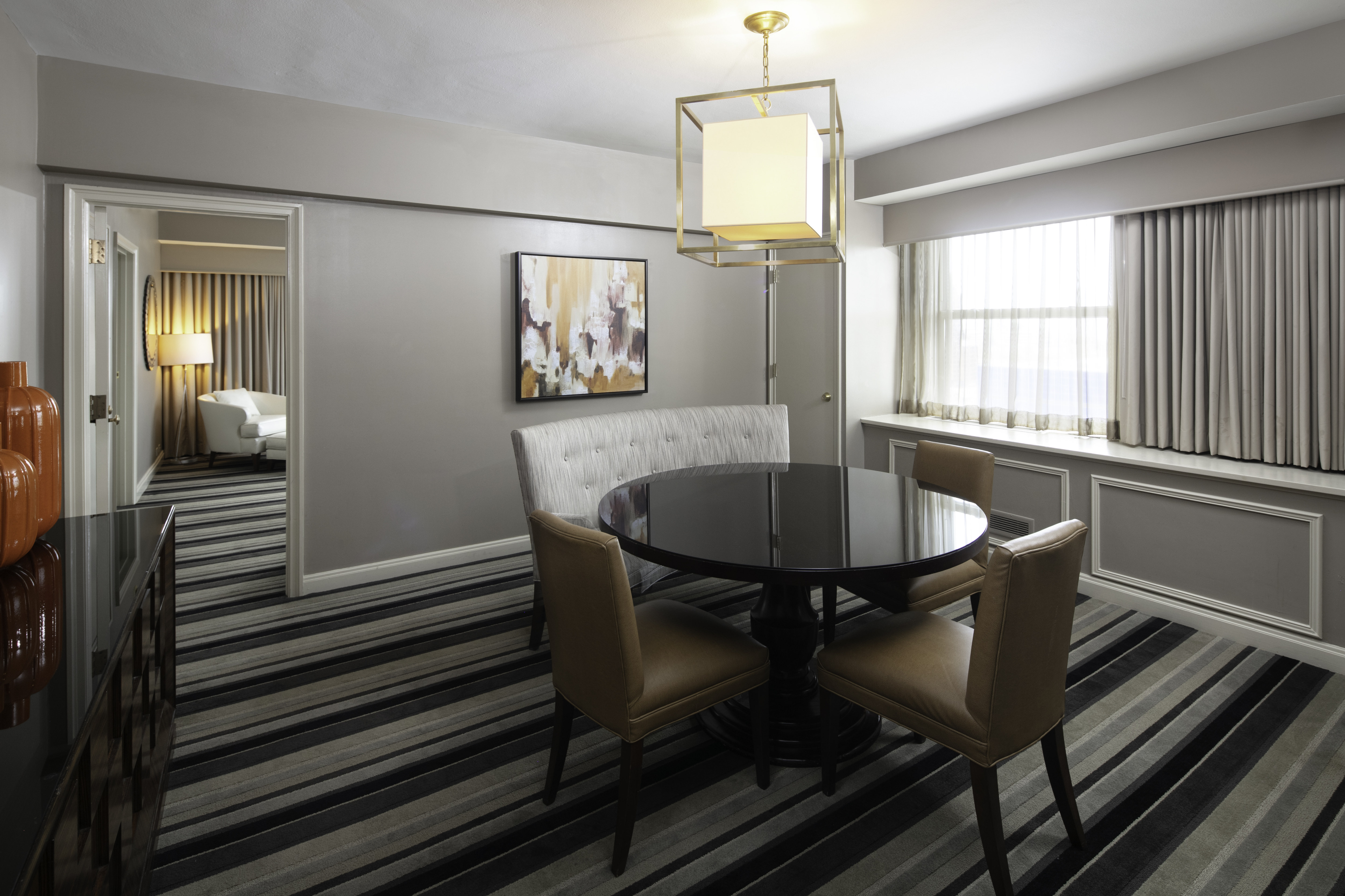 Royal Suite with Dining Area