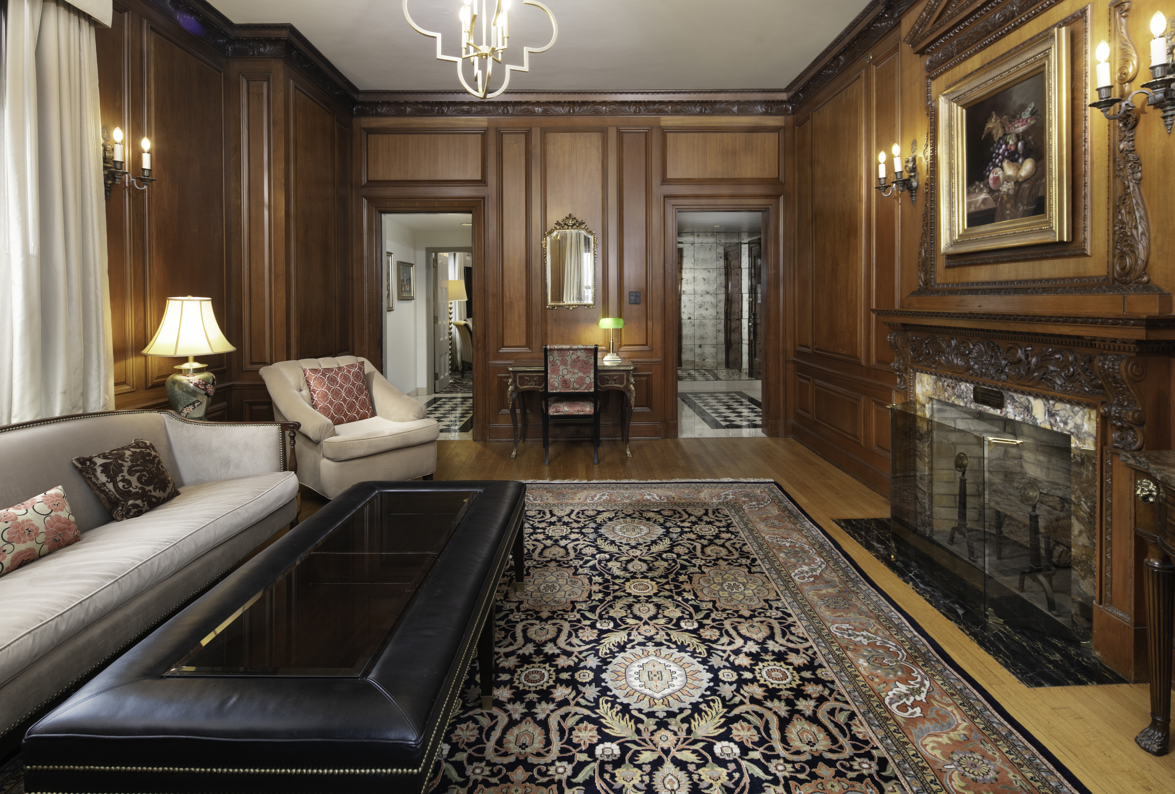 Governor's Suite Parlor