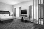 Camera - Ampio letto, TV e salotto
