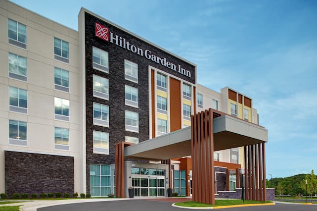 Hotels In Gainesville Va - Find Hotels - Hilton