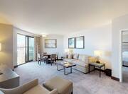 Premier Preferred Three Room Suite Ocean View 1K 1Q - Living Room