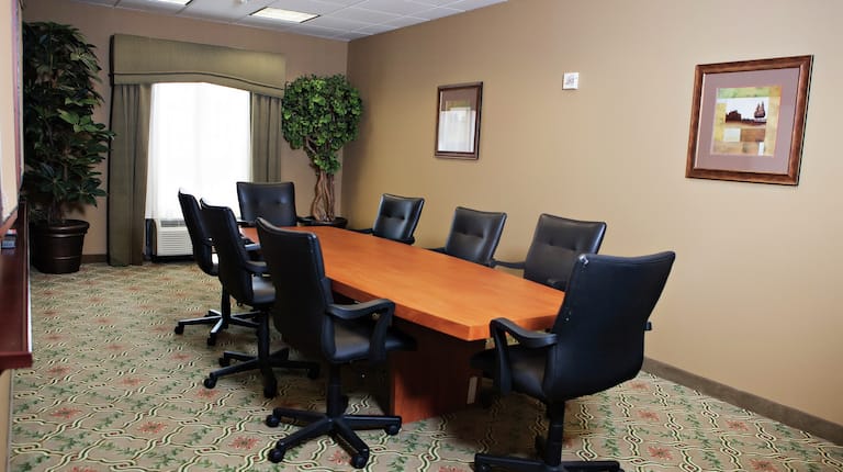 Meeting Space with Table and Chairs